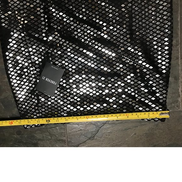 NEW FOREVER 21 Shiny Metallic mirror foil Payette sequin Pencil Disco Skirt - Picture 4 of 5